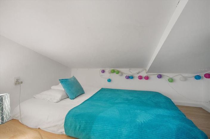 Image No.38-4 Bed Property for sale