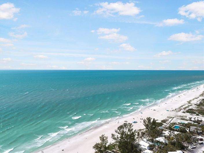 Image No.39-4 Bed Property for sale