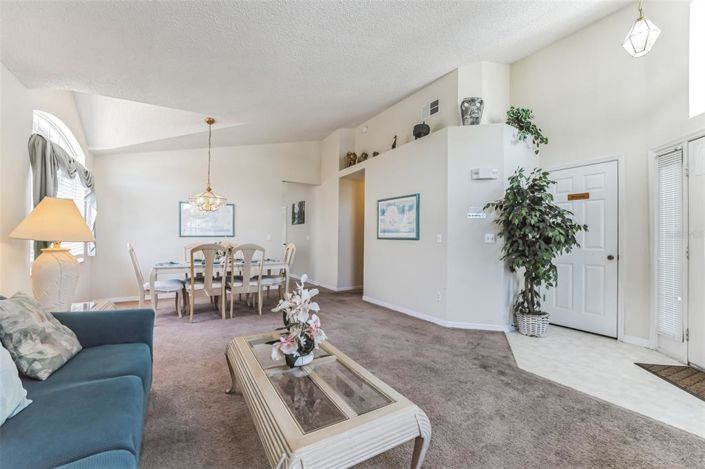 Image No.13-4 Bed Property for sale