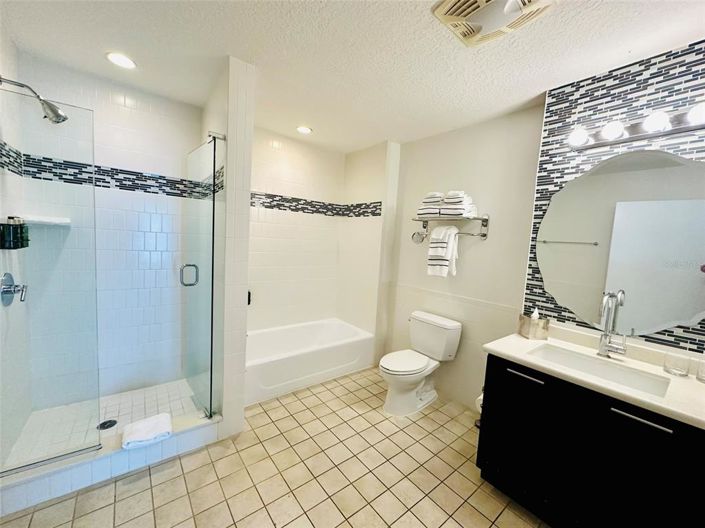 Image No.15-2 Bed Property for sale