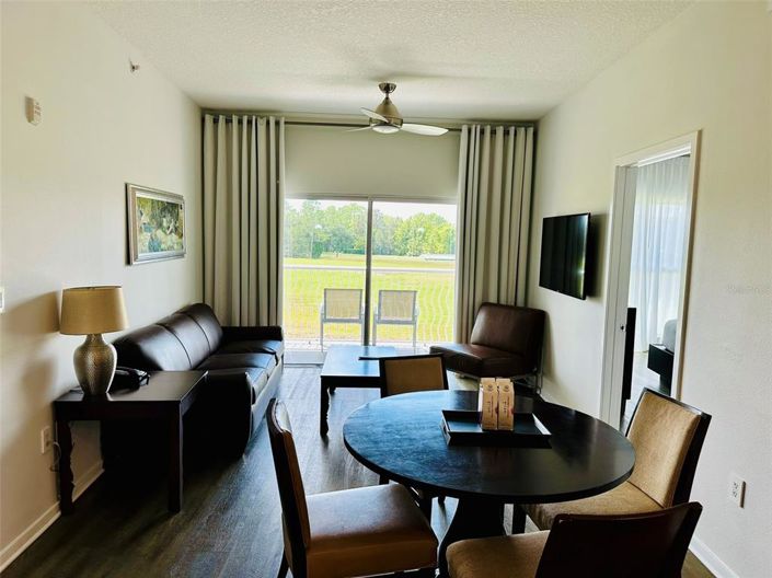 Image No.6-2 Bed Property for sale