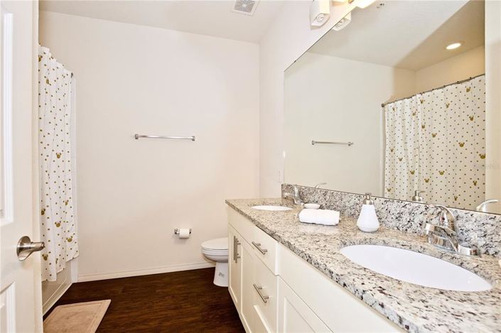 Image No.14-3 Bed Townhouse for sale