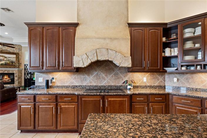 Image No.21-5 Bed Property for sale