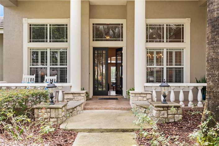 Image No.3-5 Bed Property for sale