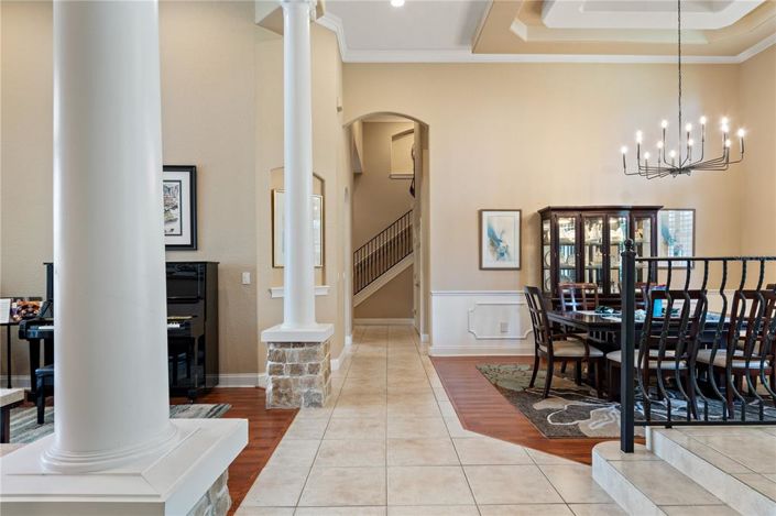 Image No.6-5 Bed Property for sale