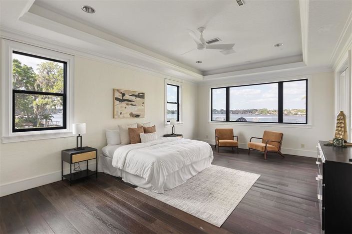 Image No.30-5 Bed Property for sale