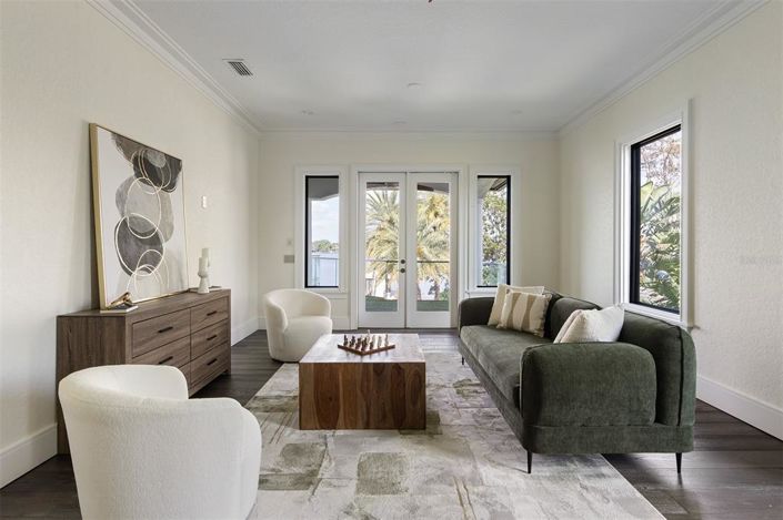 Image No.31-5 Bed Property for sale