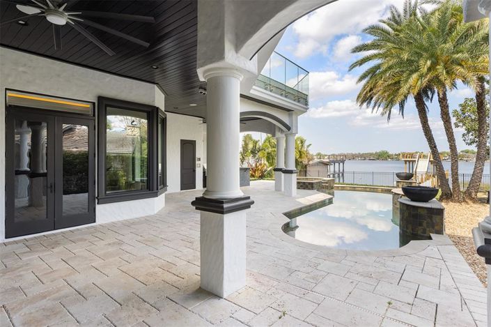 Image No.37-5 Bed Property for sale