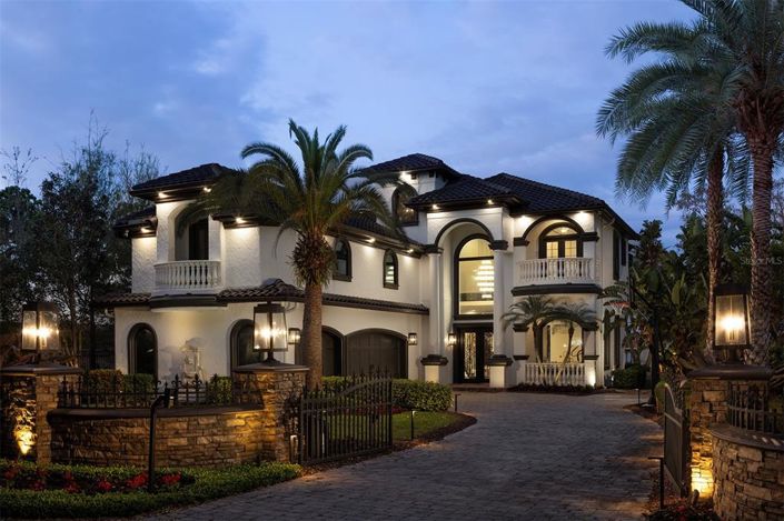 Image No.44-5 Bed Property for sale