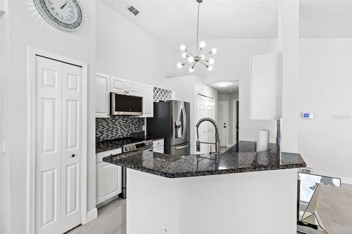 Image No.8-4 Bed Property for sale