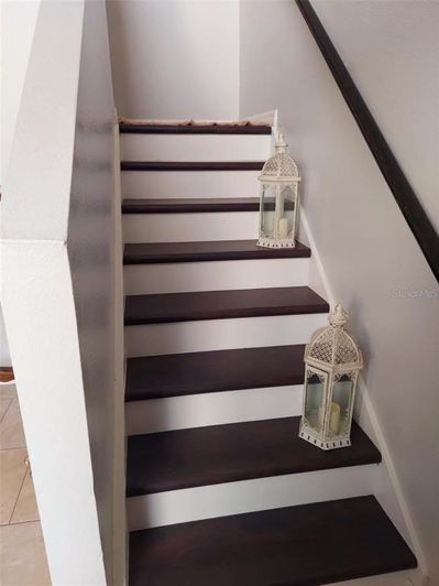 Image No.18-6 Bed Property for sale