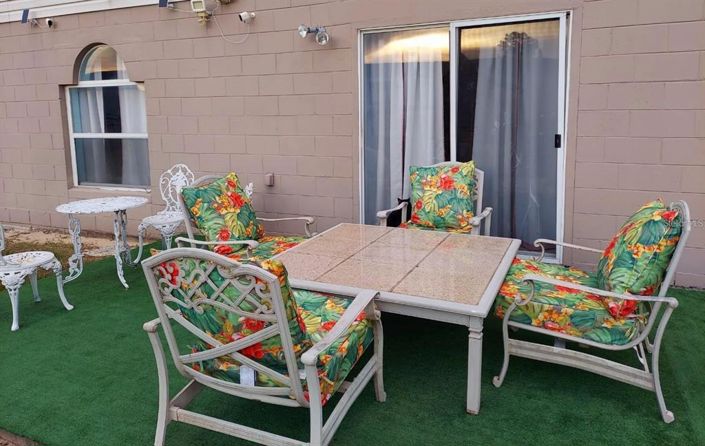 Image No.33-6 Bed Property for sale