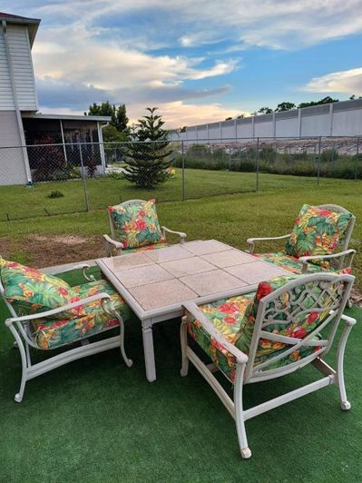 Image No.35-6 Bed Property for sale