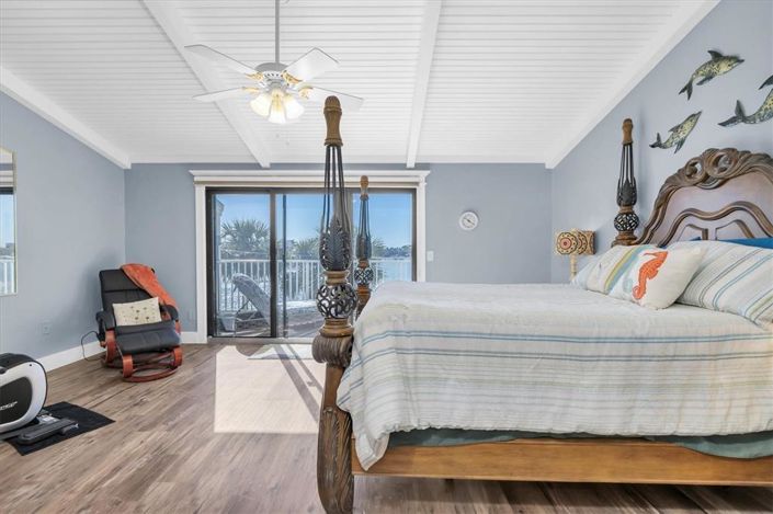 Image No.22-2 Bed Townhouse for sale