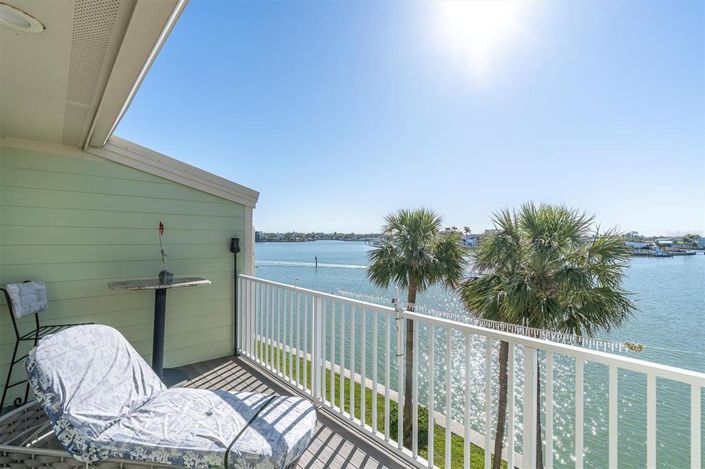 Image No.31-2 Bed Townhouse for sale