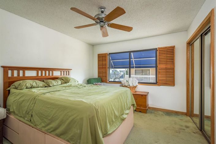 Image No.24-2 Bed Townhouse for sale