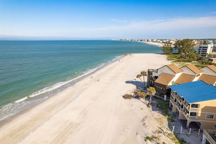 Image No.43-2 Bed Townhouse for sale