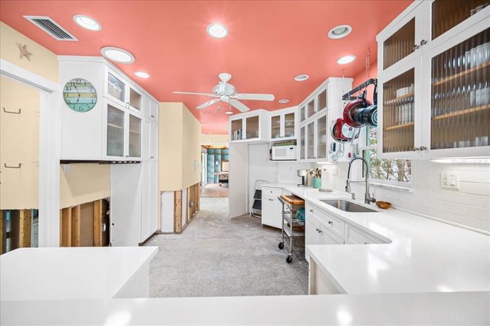 Image No.13-2 Bed Property for sale