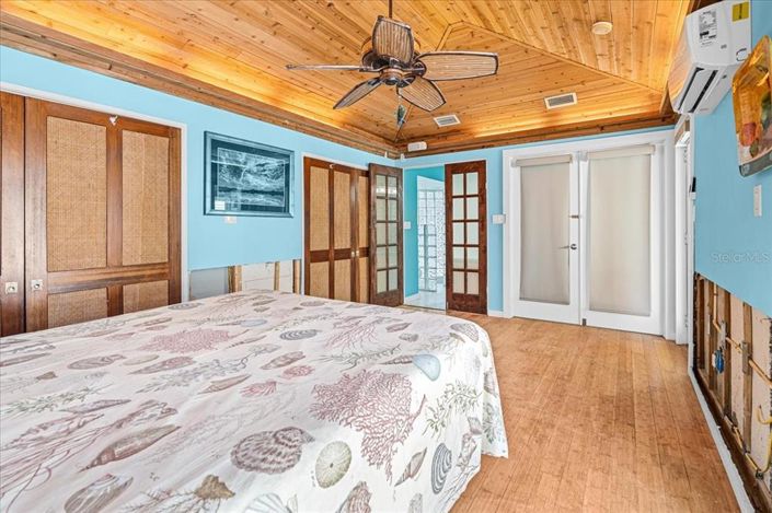 Image No.15-2 Bed Property for sale