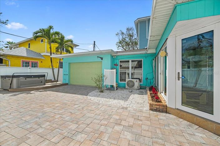 Image No.27-2 Bed Property for sale