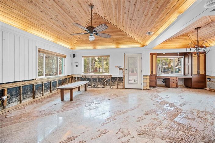 Image No.3-2 Bed Property for sale