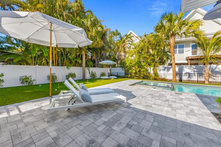 Image No.4-3 Bed Property for sale