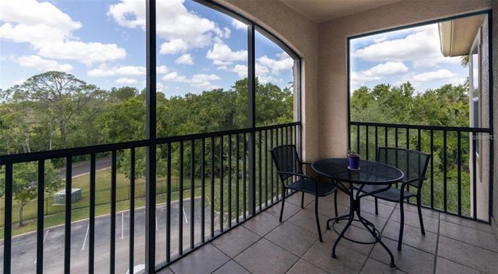 Image No.19-3 Bed Property for sale