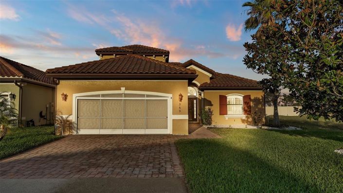 Image No.1-5 Bed Property for sale