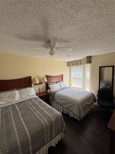 Image No.11-2 Bed Property for sale