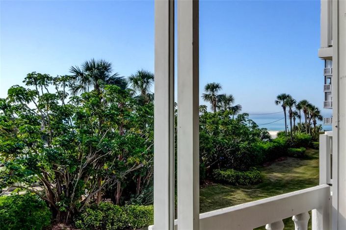 Image No.30-2 Bed Property for sale