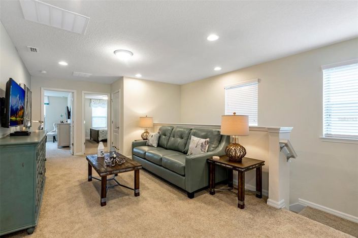 Image No.14-5 Bed Townhouse for sale