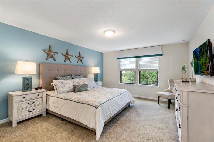 Image No.19-5 Bed Townhouse for sale