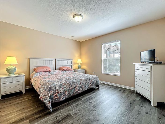 Image No.15-4 Bed Property for sale