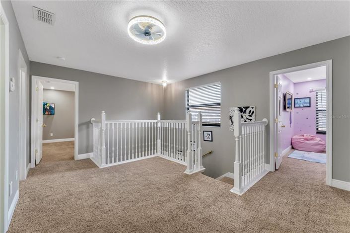 Image No.20-7 Bed Property for sale