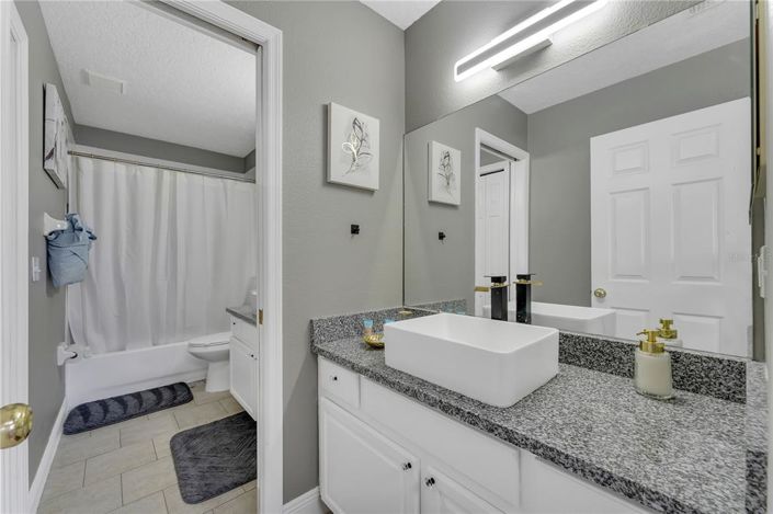 Image No.21-7 Bed Property for sale