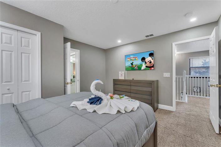 Image No.23-7 Bed Property for sale