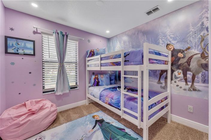 Image No.27-7 Bed Property for sale