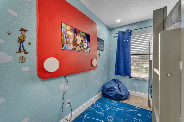 Image No.30-7 Bed Property for sale