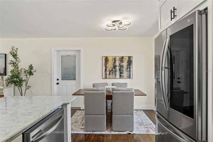 Image No.11-2 Bed Property for sale