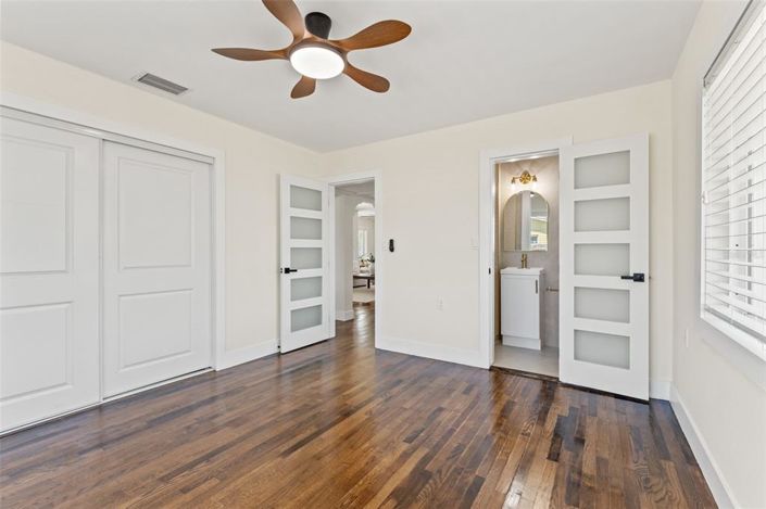 Image No.16-2 Bed Property for sale