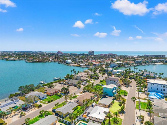 Image No.27-2 Bed Property for sale