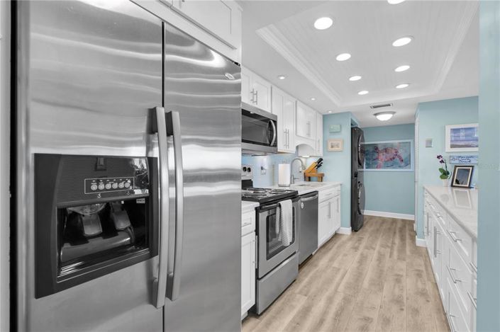 Image No.8-2 Bed Property for sale