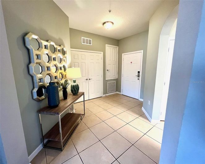 Image No.12-3 Bed Property for sale