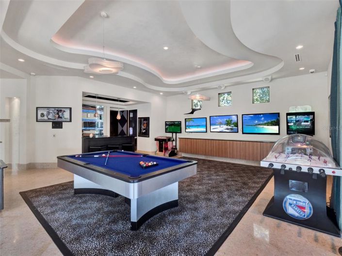 Image No.29-6 Bed Property for sale