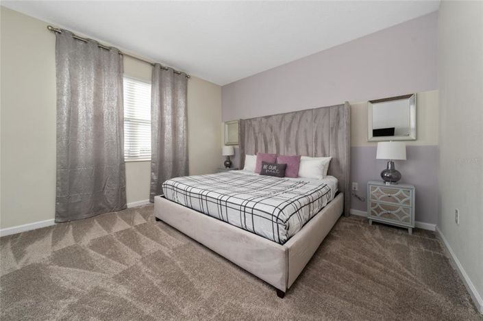 Image No.23-3 Bed Property for sale