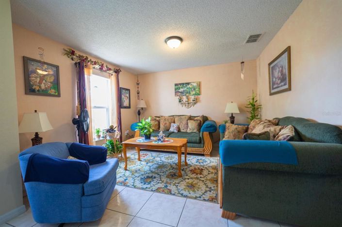 Image No.4-4 Bed Property for sale