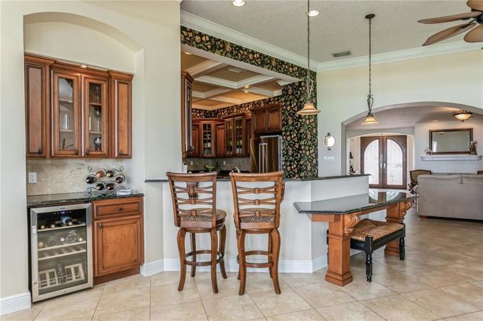 Image No.14-4 Bed Property for sale