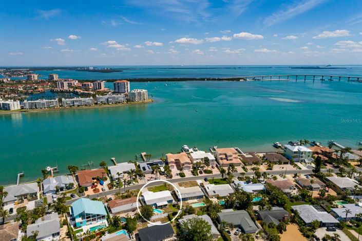 Image No.27-3 Bed Property for sale