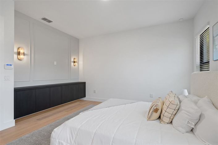 Image No.16-5 Bed Property for sale