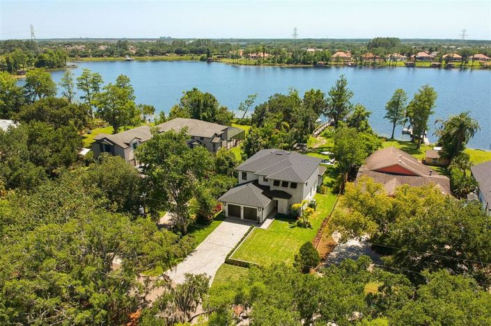 Image No.3-5 Bed Property for sale